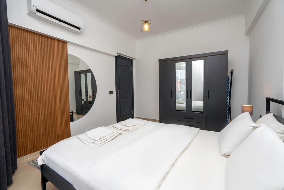 Bed, Bedroom, wardrobe