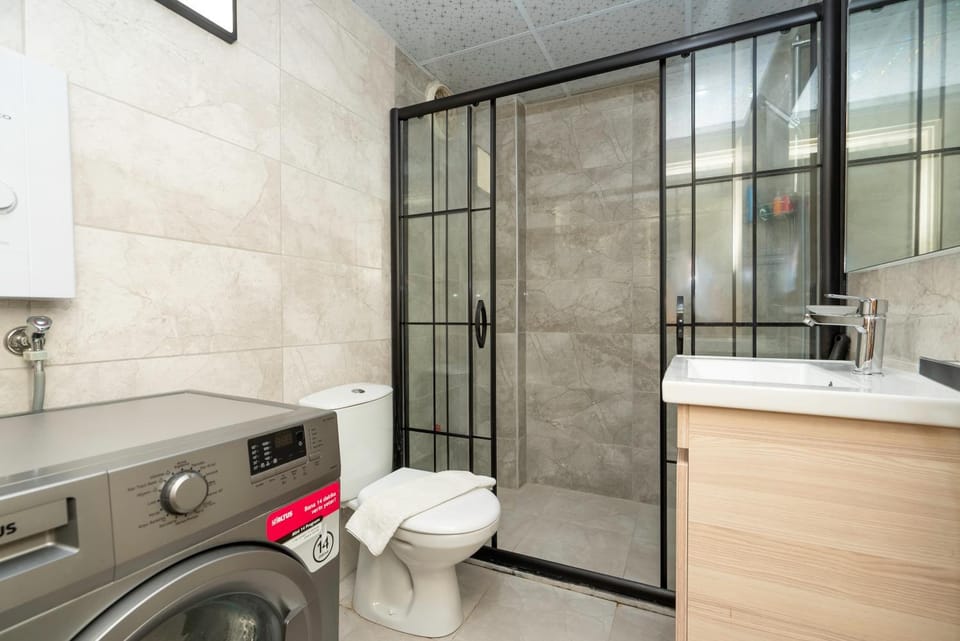 Shower, Bathroom, washing machine
