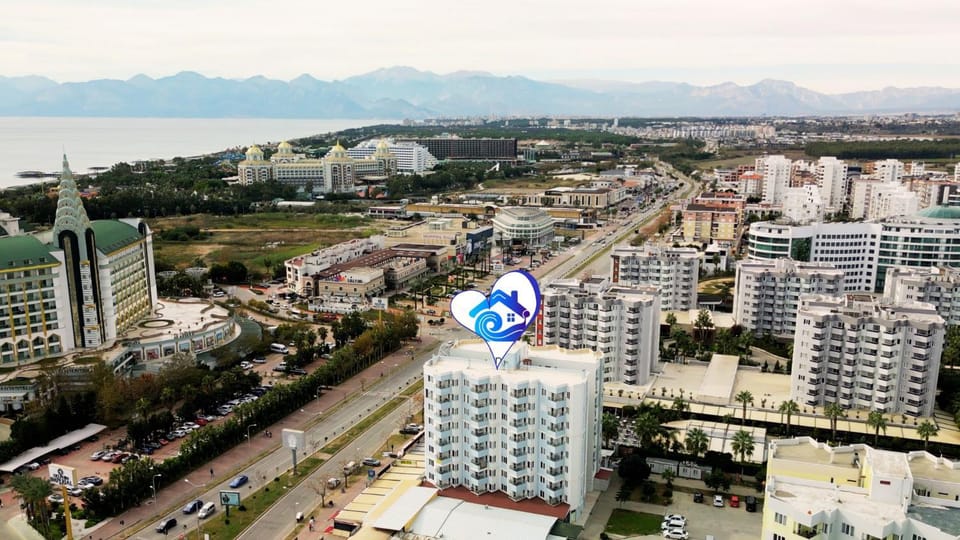 Property building, Bird's eye view, City view, Mountain view