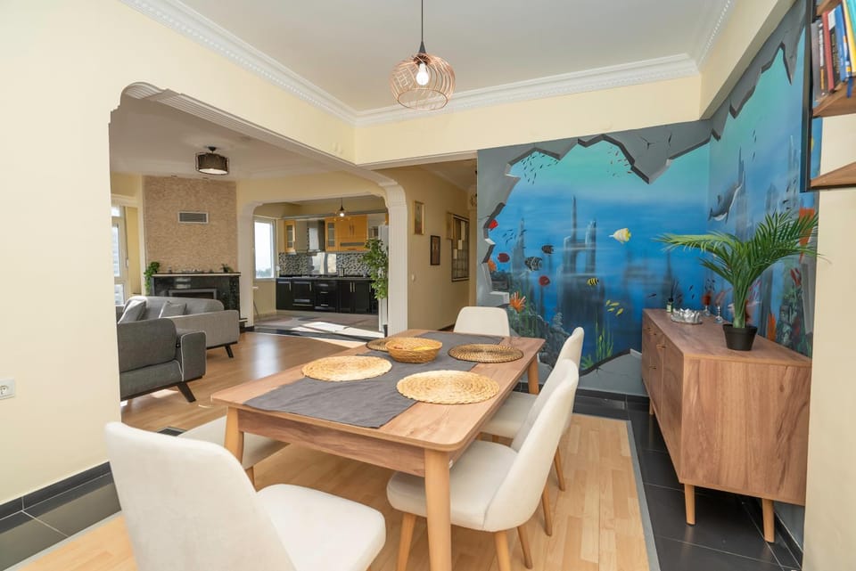 Living room, Dining area, kitchen
