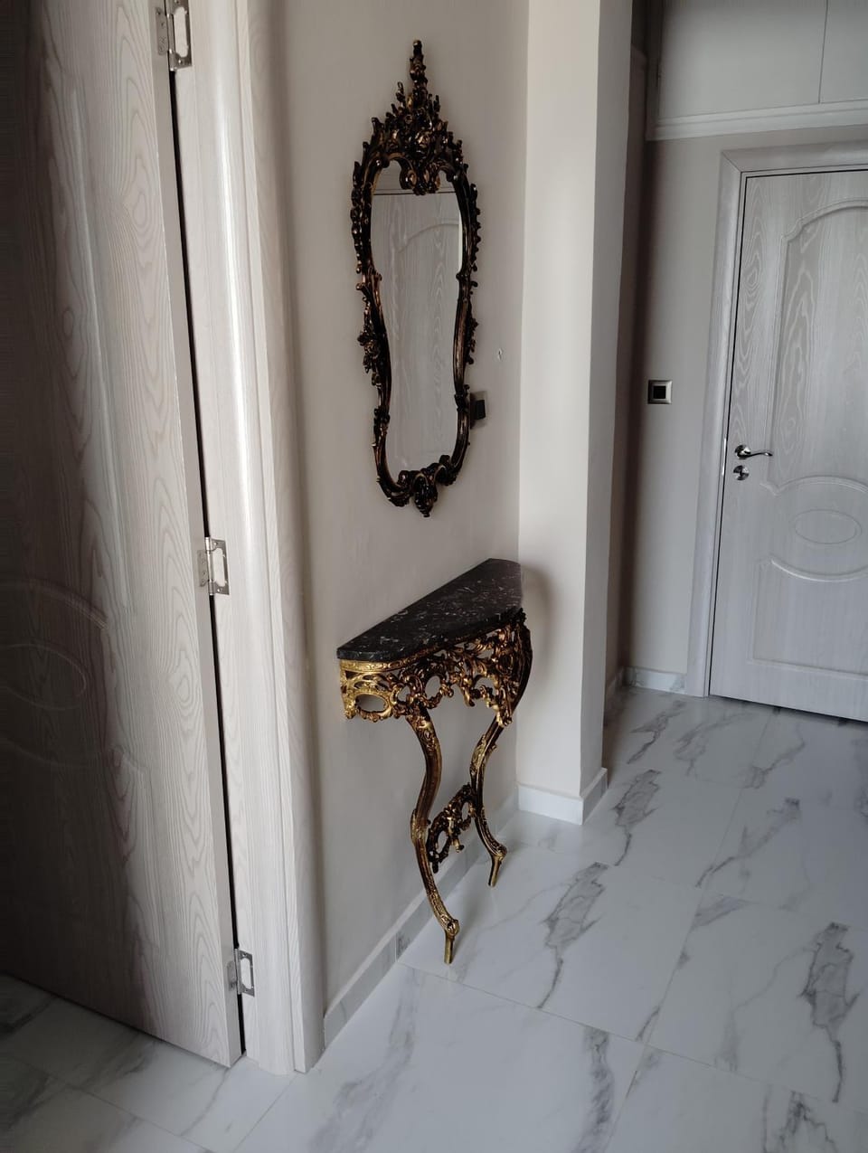 Decorative detail
