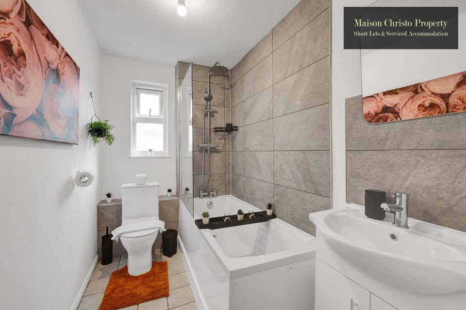 Bathroom, Bath, towels