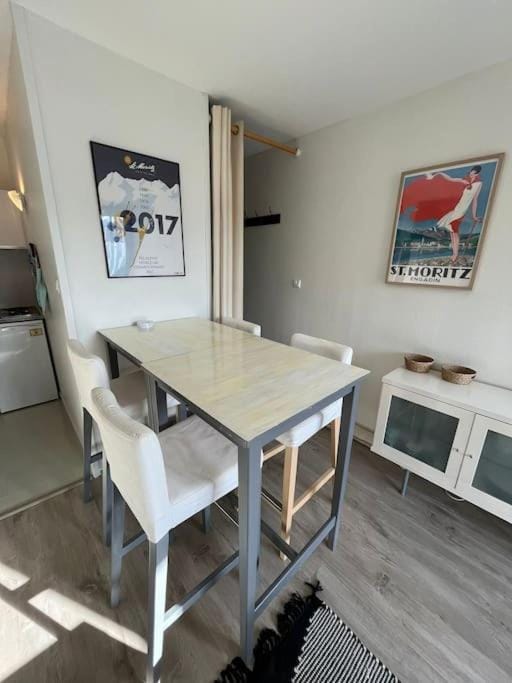 Studio Armazan F Apartment in Saint-Lary-Soulan