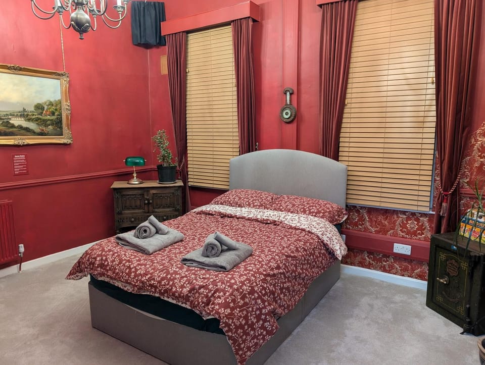 Bed, Bedroom