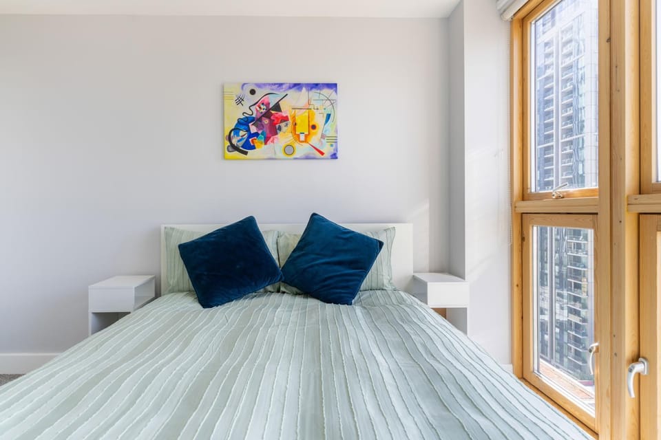 Bed, Decorative detail, Bedroom