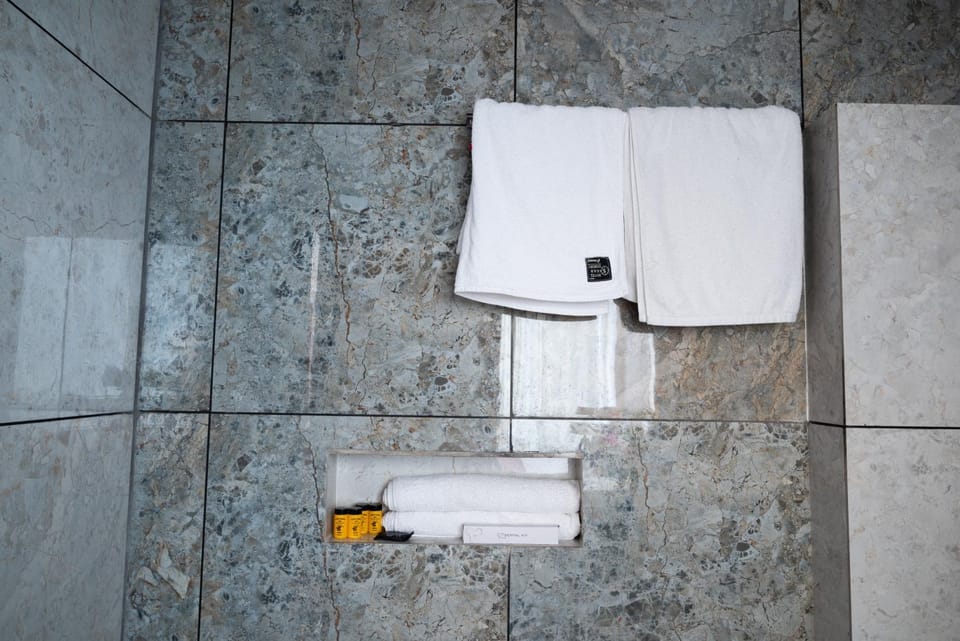 Bathroom, towels