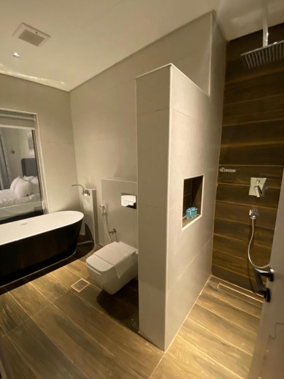 LAVENUE Hotel Hotel in Oman