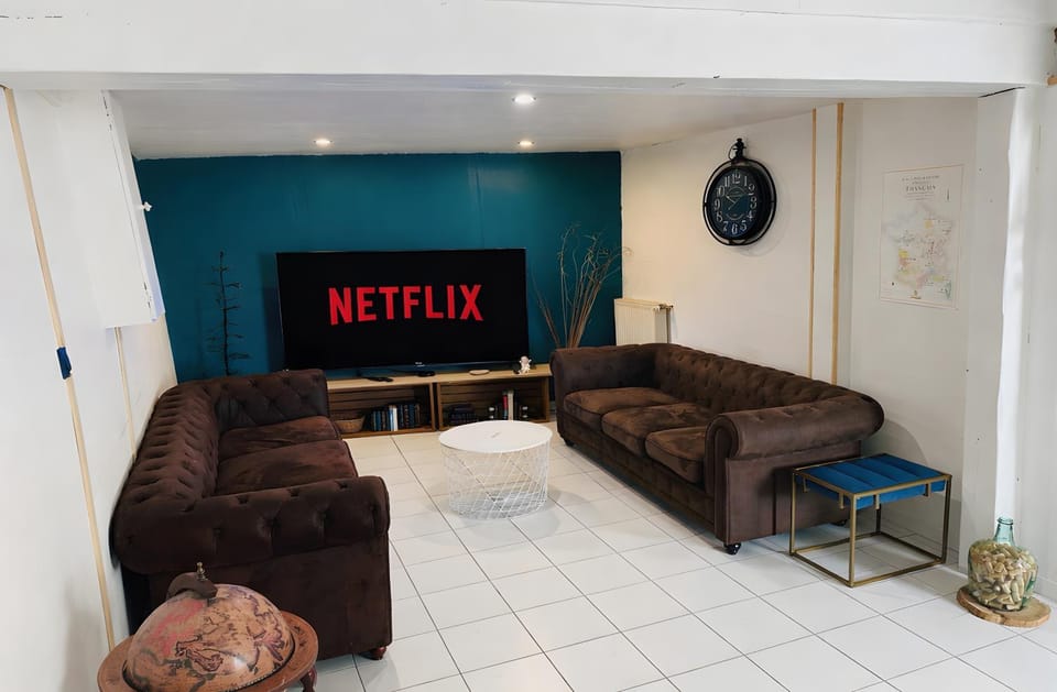 Property building, Living room