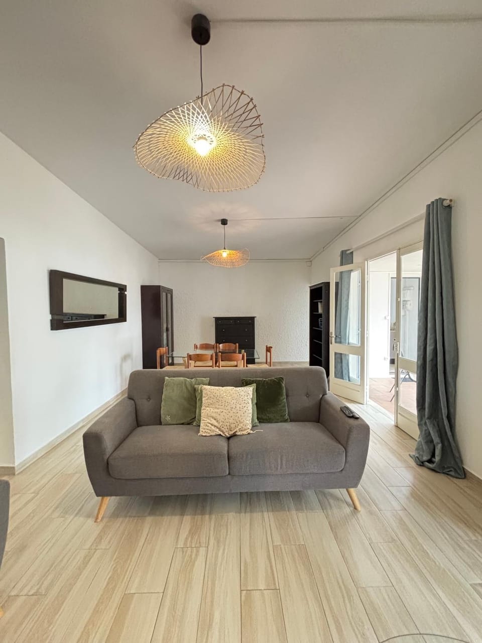 Communal lounge/ TV room