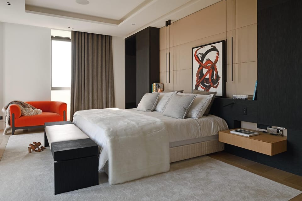 Property building, Living room, Bedroom