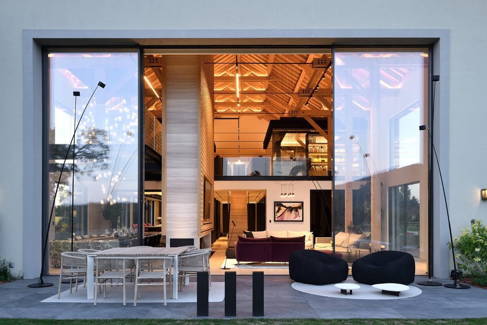 Property building, Living room