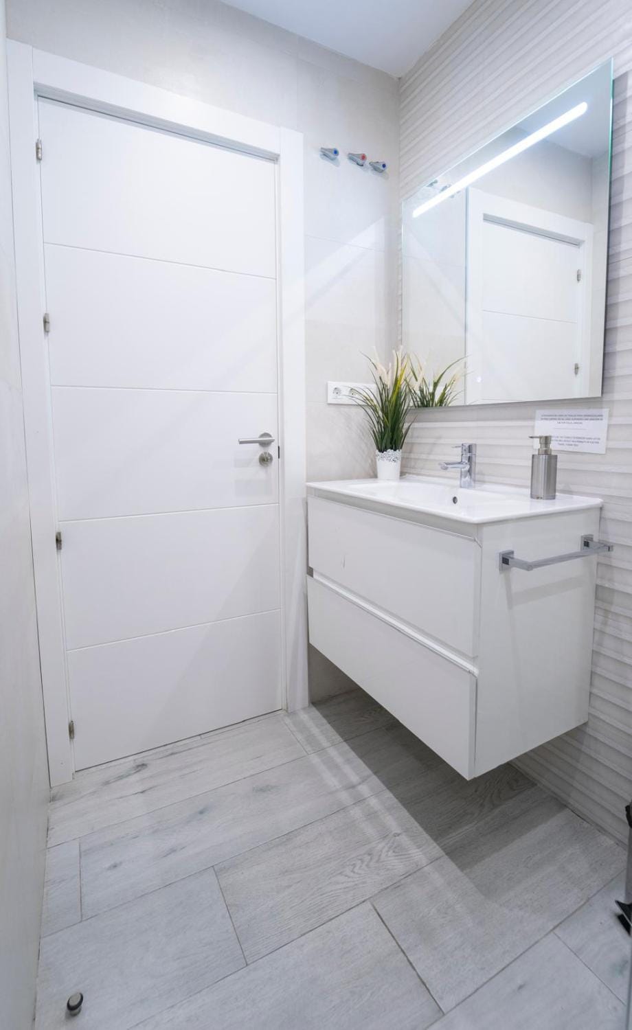 Lovely San Diego center Apartament BI Parking opcional Apartment in Granada