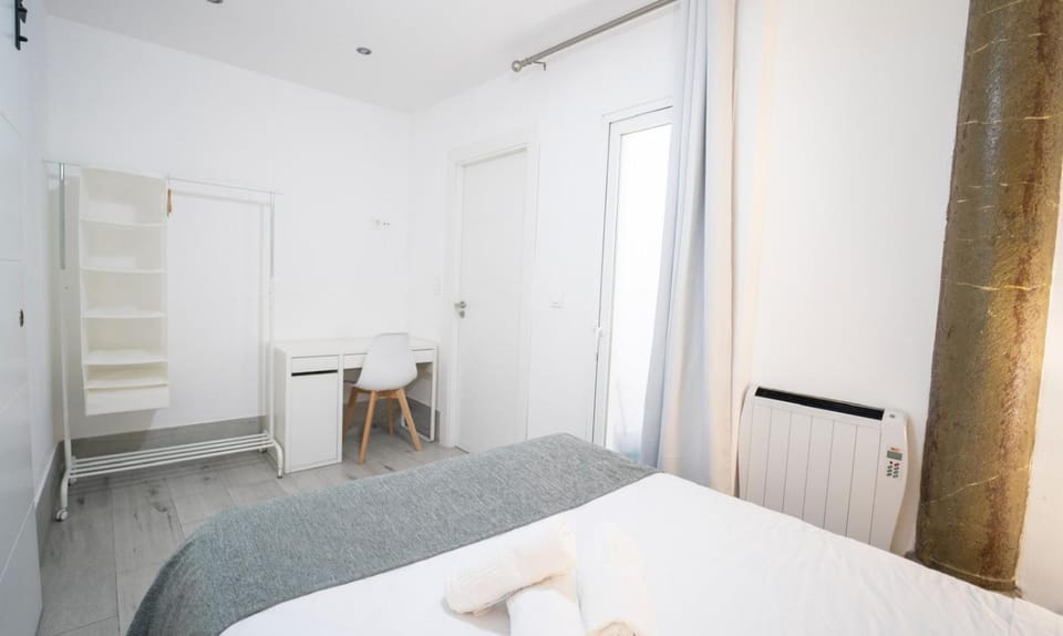 Lovely San Diego center Apartament BI Parking opcional Apartment in Granada