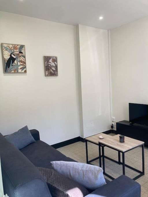 Appartement centre bourg Toucy Apartment in Bourgogne-Franche-Comté