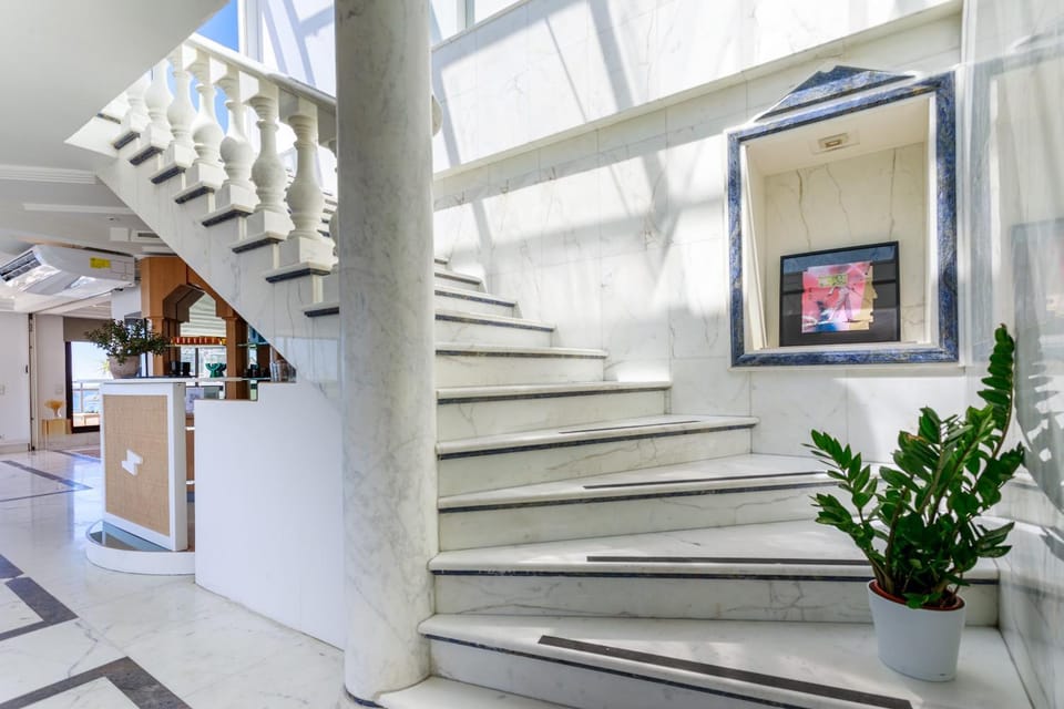 Rare Penthouse - Vue panoramique Apartment in Cannes