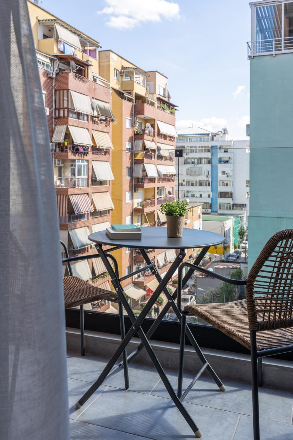 View (from property/room), Balcony/Terrace, City view