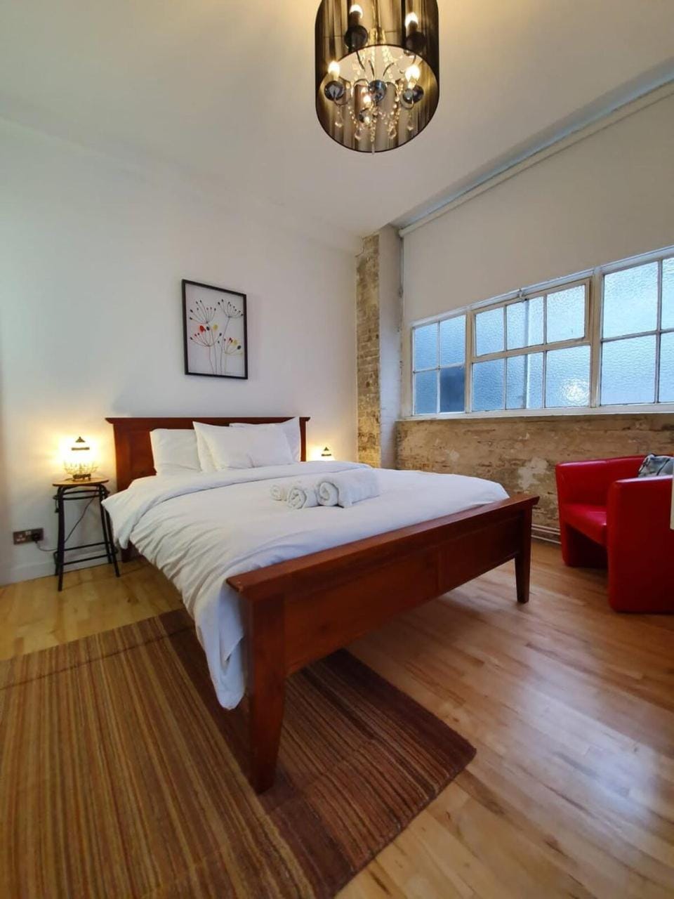 Centrally Located Spacious Three Bedroom Apartment Short Term Rental & Flexible Renting Hackney With Free Wifi Apartment in London Borough of Islington