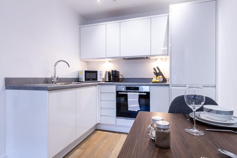 Trendy Apt in the Heart of MCR Apartment in Stretford