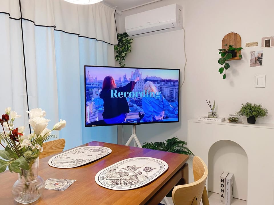 TV and multimedia, air conditioner