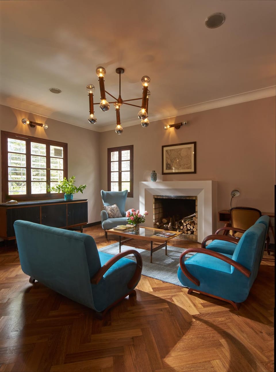 TV and multimedia, Living room, Seating area