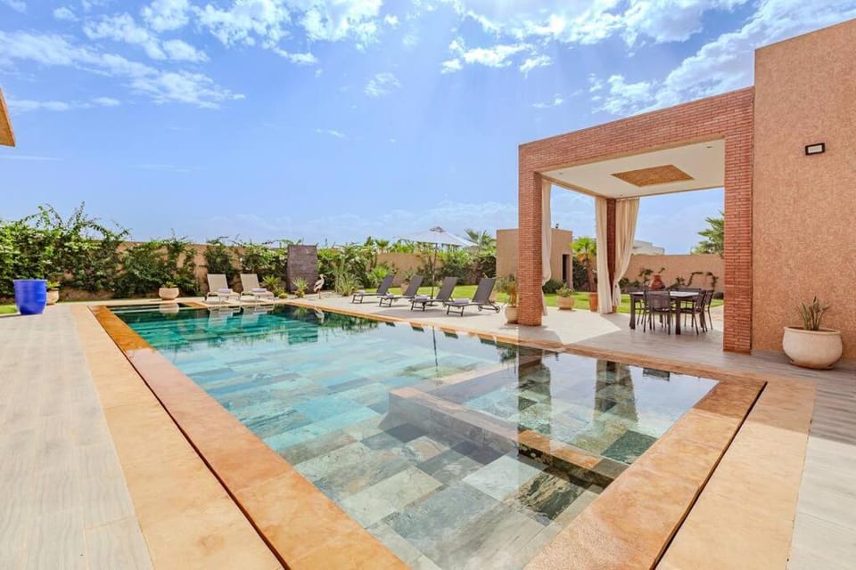 villa Zina, Élégance et luxe,piscine & jacuzzi Villa in Marrakesh-Safi