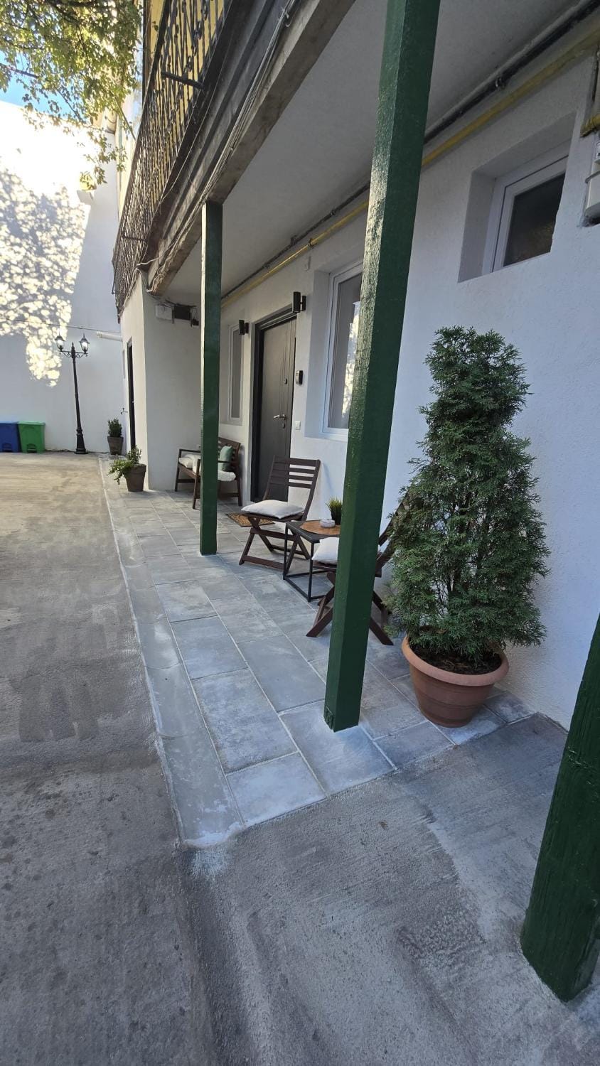 Property building, Balcony/Terrace