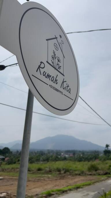 Rumah Kita HStay BM view Self check in 2Room House in Penang