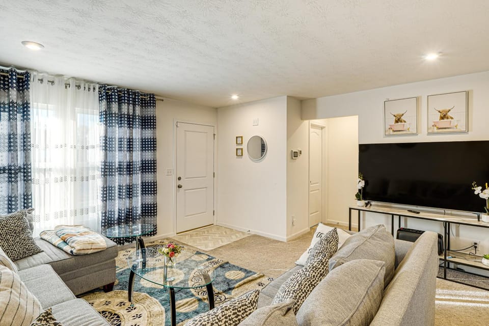 16 Mi to Louisville: Pet-Friendly Getaway! House in Jefferson County