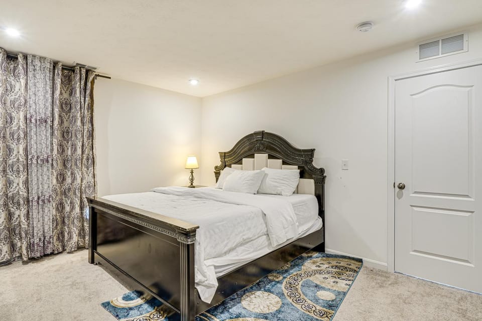 16 Mi to Louisville: Pet-Friendly Getaway! House in Jefferson County