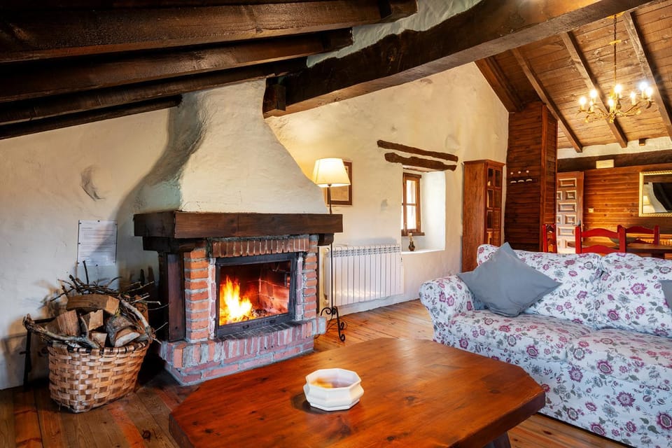 Living room, Seating area, fireplace