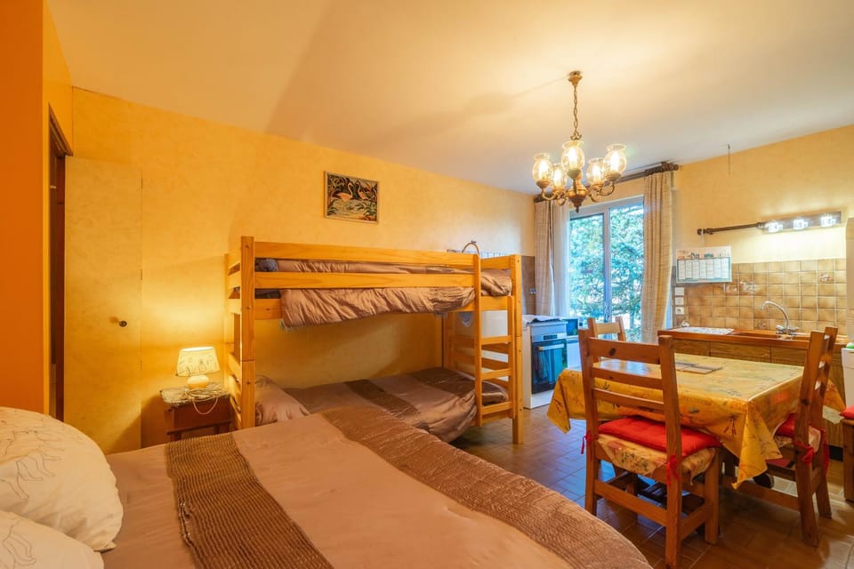 Property building, Living room, Bedroom