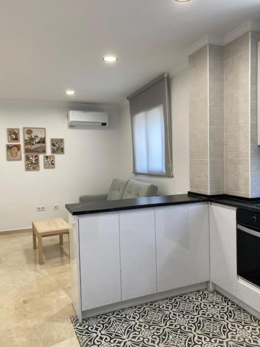 Edifico Mañez Primero- Nuevo, 10 minutos Gibraltar Apartment in Andalusia