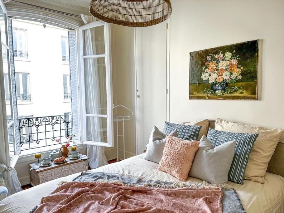 Chic entre Histoire et Modernité Apartment in Paris