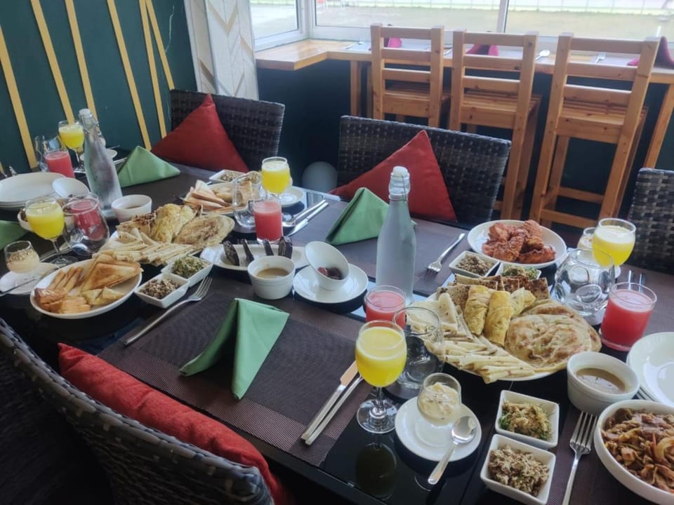 Breakfast, Buffet breakfast