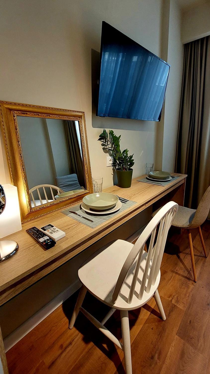 TV and multimedia, Dining area