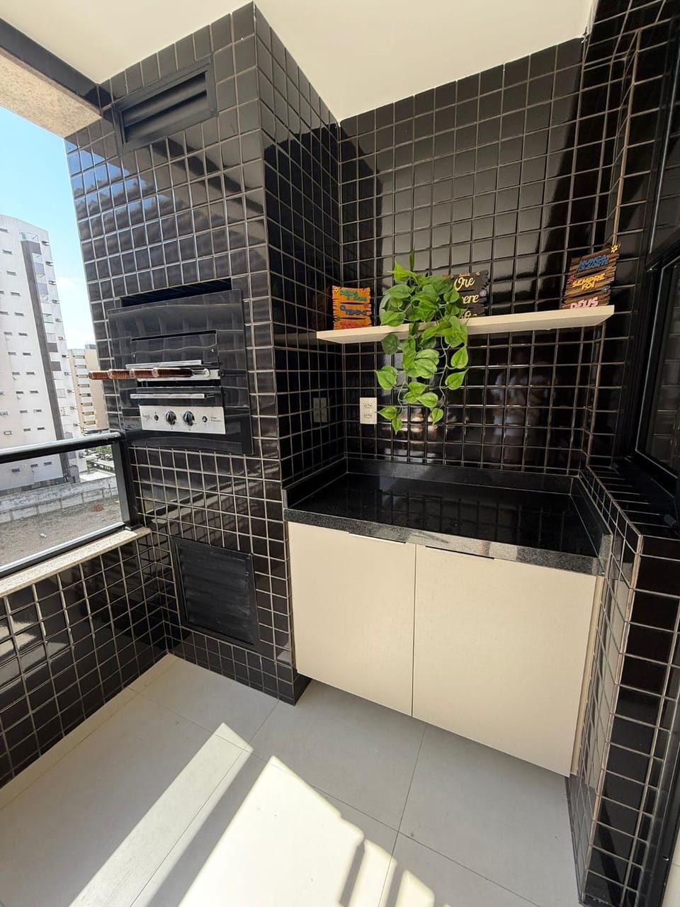 Apto Ponta Verde Maceió com garagem - piscina - academia e área de lazer infantil Apartment in Maceió