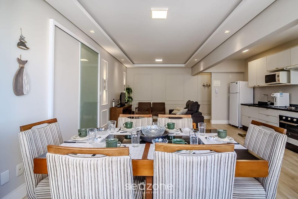 TV and multimedia, Living room, Dining area