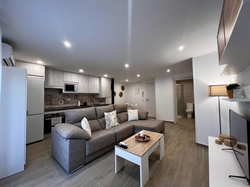Kitchen or kitchenette, Living room