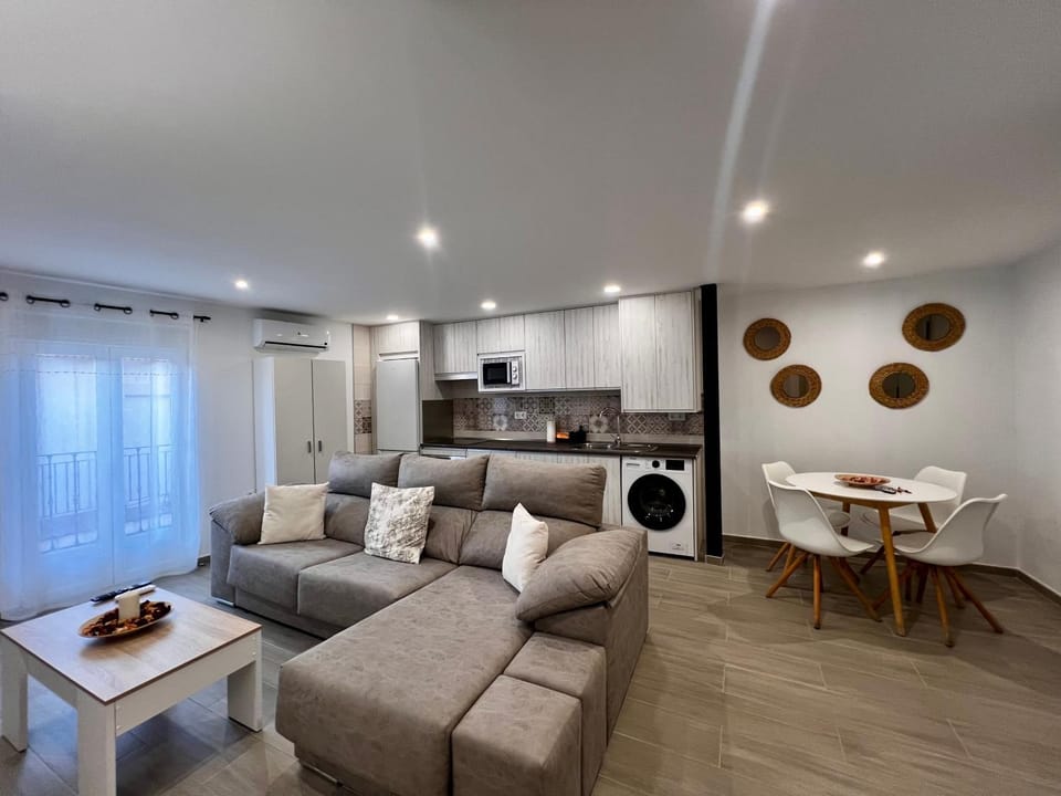 Kitchen or kitchenette, Living room, Dining area