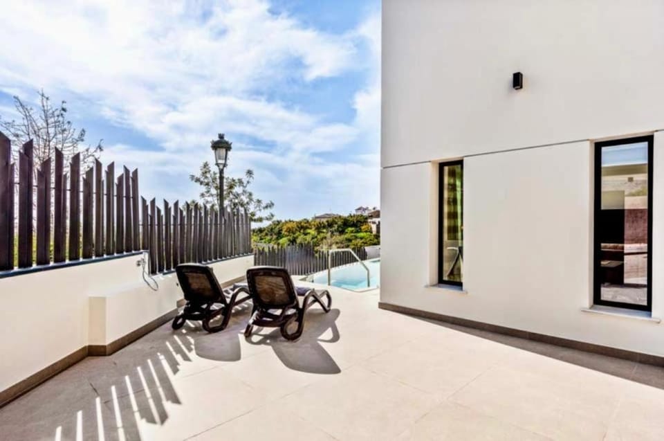 Villa popeson House in Nerja