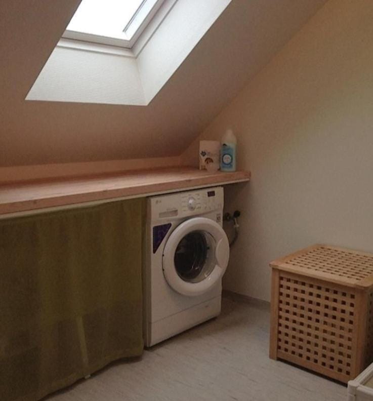 Bathroom, washing machine