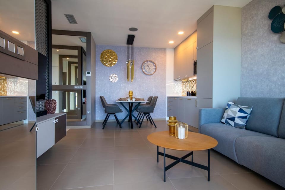 Living room, Seating area, Dining area, air conditioner