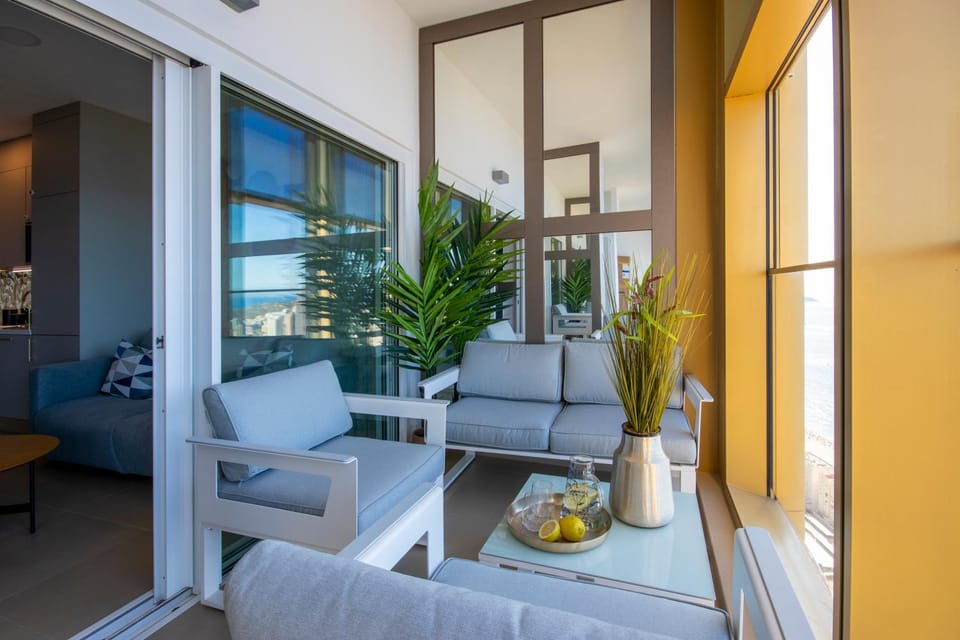 View (from property/room), Balcony/Terrace, Seating area