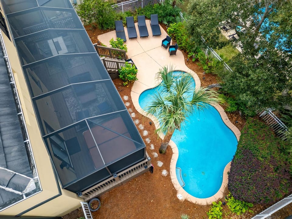 Villa Royale-Destiny East-Private Pool-Golf Cart House in Destin