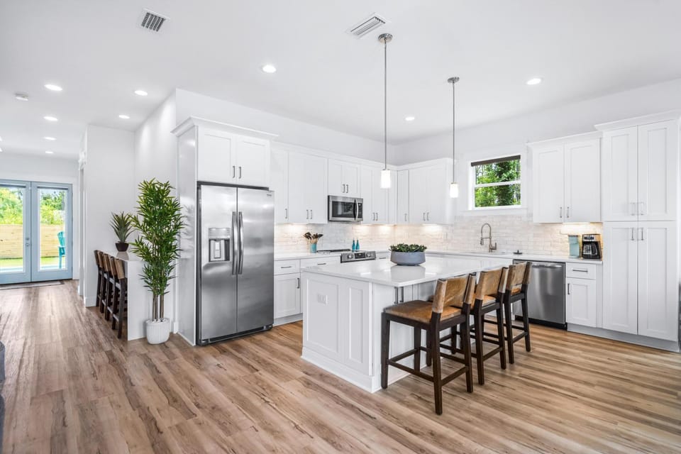 Marl-Inn Blue -- Villas of Frangista-Private Pool House in Miramar Beach