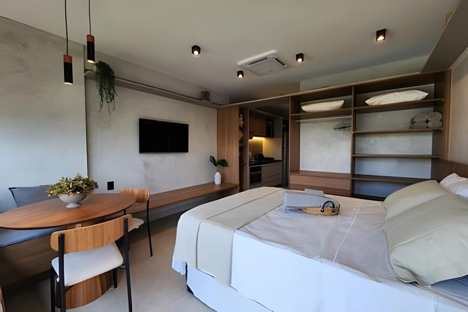 Photo of the whole room, Bedroom