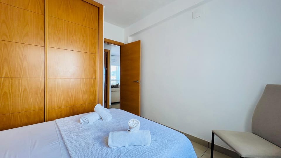 Bed, Photo of the whole room, Bedroom, towels, wardrobe