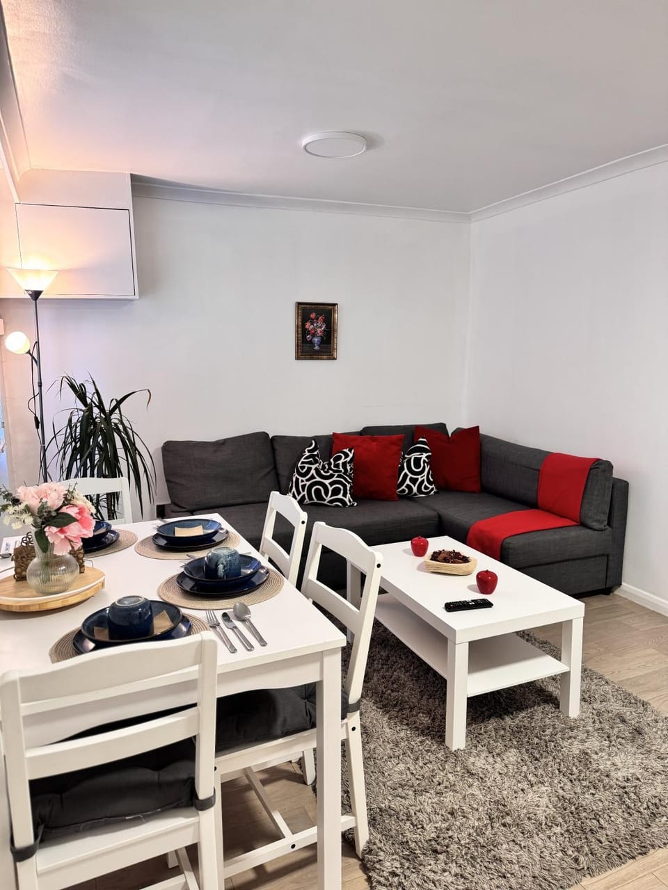 Living room, Seating area