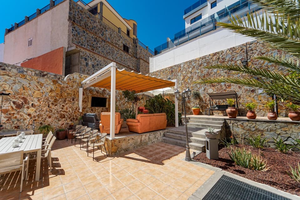 Patio, Garden view