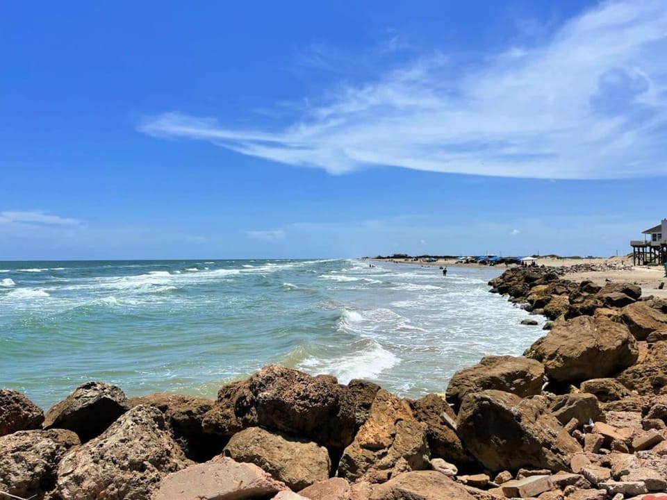 Sailor's Delight - Gleaming Ocean, Huge Sea Deck! House in Alvin